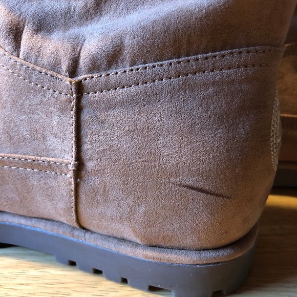 NWD GUESS FAUX SUEDE/FUR ZIP-UP BUCKLE BOOTIES 8.5 - Picture 8 of 8